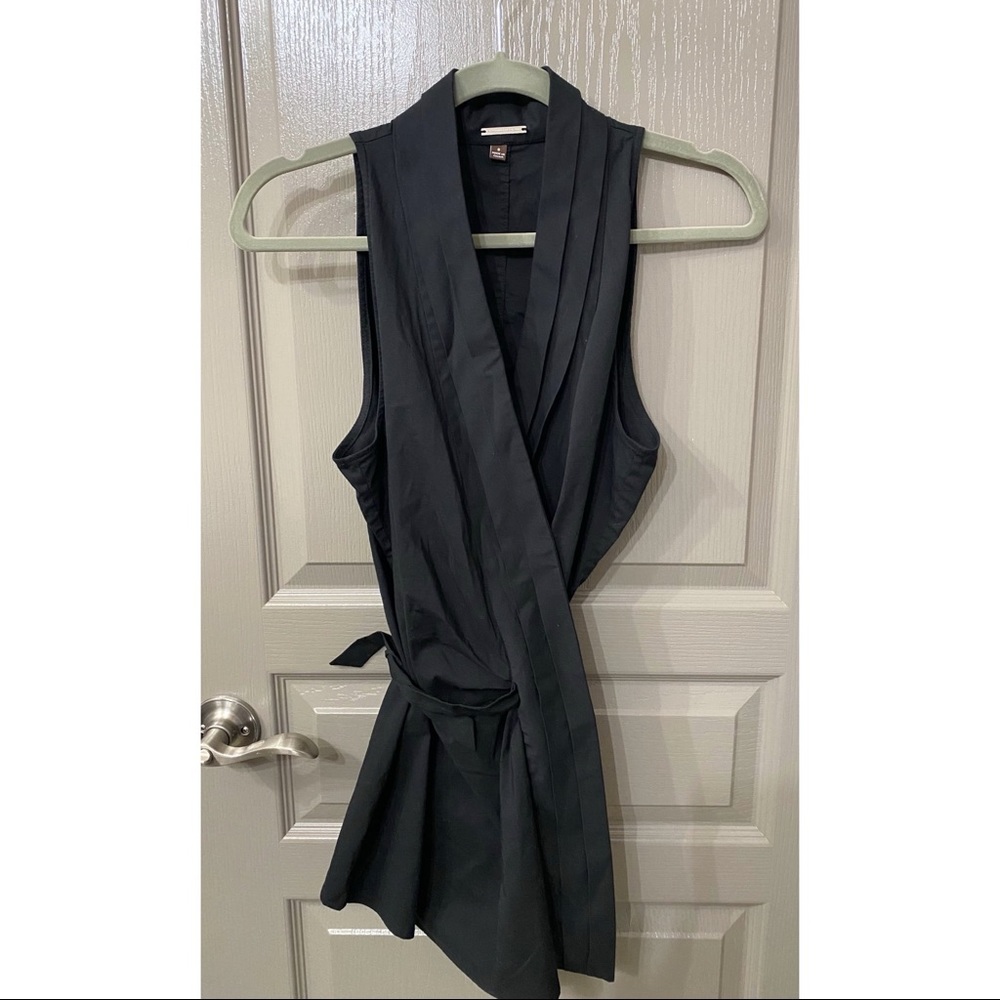 Adrienne Vittadini NWOT 8